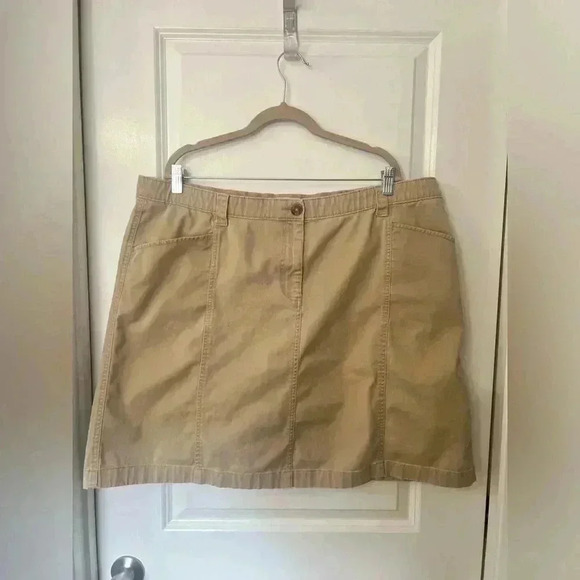 L.L. Bean Women’s Khaki Classic Fit A-Line Skirt - Size 20W - Picture 1 of 8